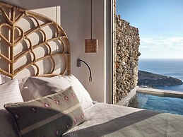 Etheria Luxury Villas & Suites