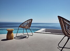 Etheria Luxury Villas & Suites