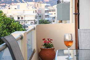 Giovanni City House near Chania Centre