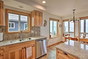Oceanfront Craig Apt: Grill, Fishing On-site!