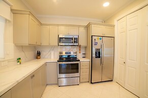 Colina 7C - 3 bdr 2 Bath