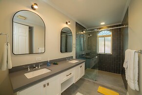 Colina 7C - 3 bdr 2 Bath