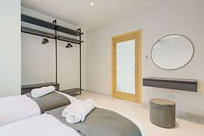 Mayfair by Premier Suites MT
