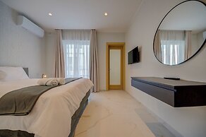 Mayfair by Premier Suites MT