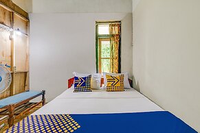 OYO Life 3119 Hotel Kurnia
