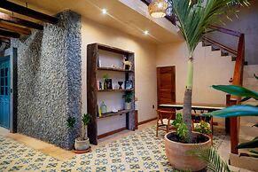 Mero Mero Hotel