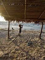 Urantia Beach Hostel & Camping