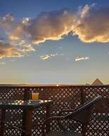 Nefertari Pyramids View Inn