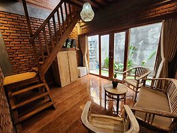 Jineng Guest House By The Swand