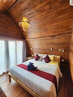 Jineng Guest House By The Swand