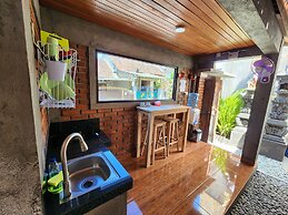 Jineng Guest House By The Swand