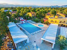 Dream Holiday Resort