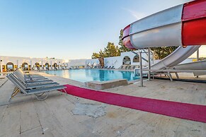 Dream Holiday Resort