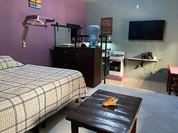 AIRPORT INN