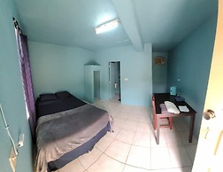 AIRPORT INN