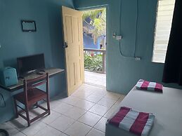 AIRPORT INN