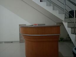 Hotel O Enjoy Homestay & Cafe