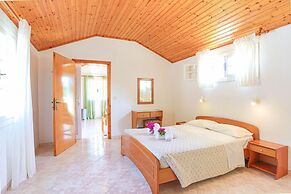 Anna Apartment Agios Stephanos