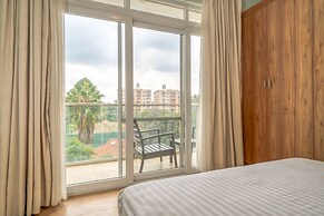 Kikambala Modern Apartment with Balcony