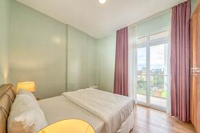 Kikambala Modern Apartment with Balcony