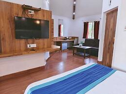 Royals Moonlight Resort