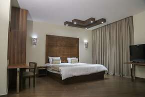 Eden Hotel