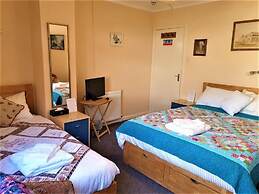 Avoncourt Lodge