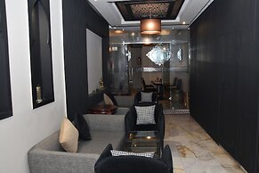 Cadé Hotel