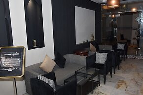 Cadé Hotel