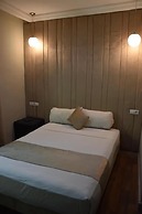 Cadé Hotel