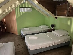 Hotel Gîtes Couleur Caraïbes