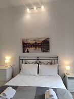 White King Rooms