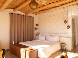 SAHARA PEARL HOTEL