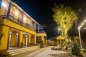 Sky Bay Lodge