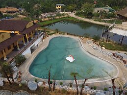 Sky Bay Lodge