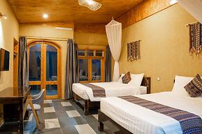 Sky Bay Lodge