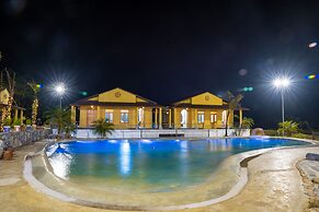 Sky Bay Lodge
