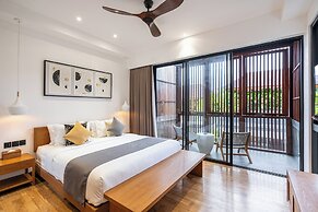Red Sunset Villa by Betterplace