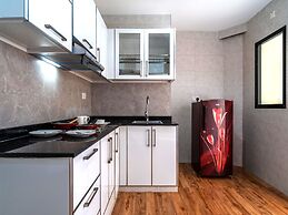 OYO Townhouse 156 Rose Hotel Apartments.