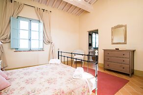 Luxury resort in the Tuscan countryside