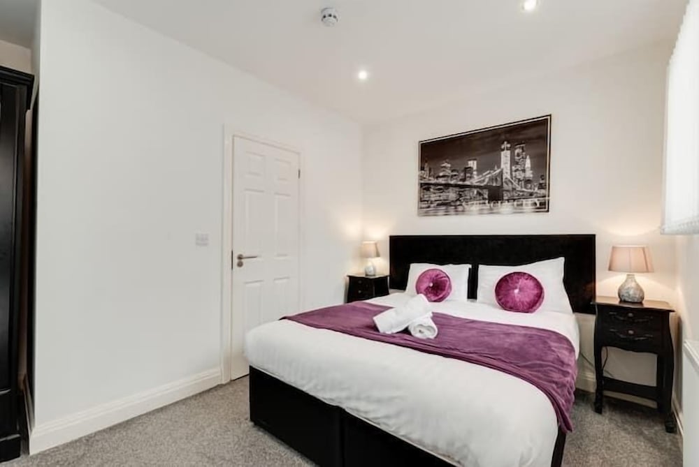Dukes Street Apartment Hotel