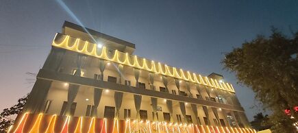 Hotel Amulya Regency