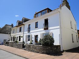 2 Bayview