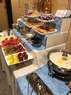 RASODA HOTEL AND RESTAURANT