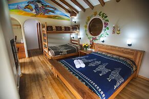Llullu Llama Mountain Lodge