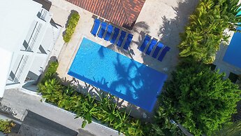 Beachfront 7BR Villa with Pool & Maid