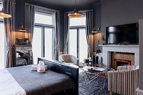 The Clarendon Hotel