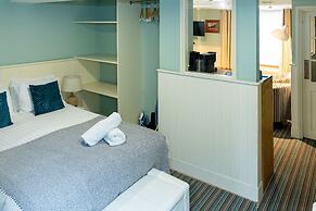 The Clarendon Hotel