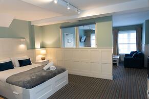 The Clarendon Hotel