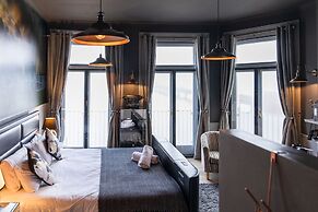 The Clarendon Hotel